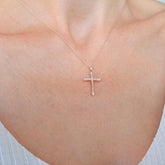 Diamant Gold Kreuz Halskette – Elegantes Design aus 14-Karat Gold KLO7175 - Ermus Gold