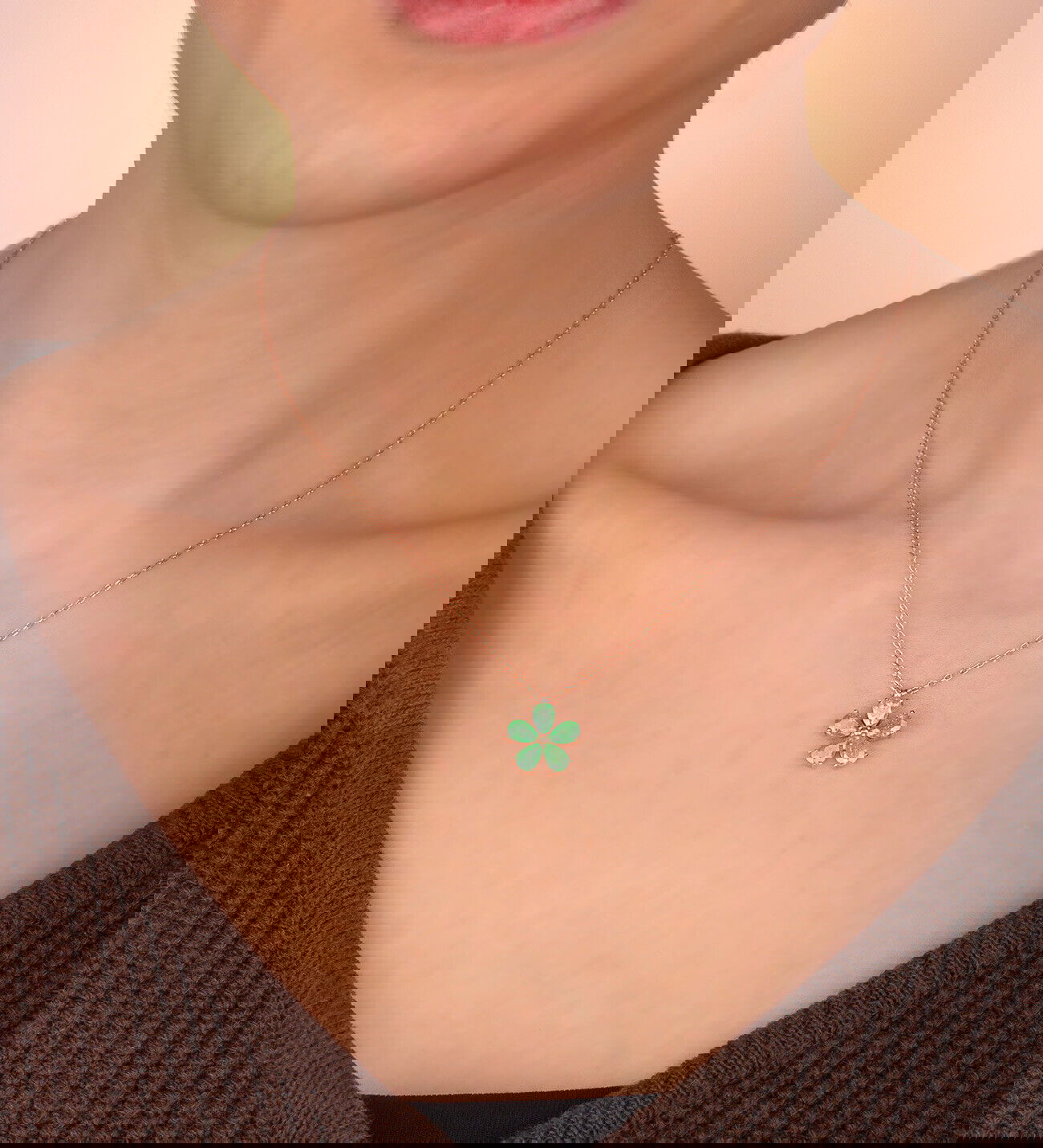 Ermus Gold – Gänseblümchen Halskette 925 Sterlingsilber mit grünem Zirkon Stein, Rose Vergoldet - Ermus Gold